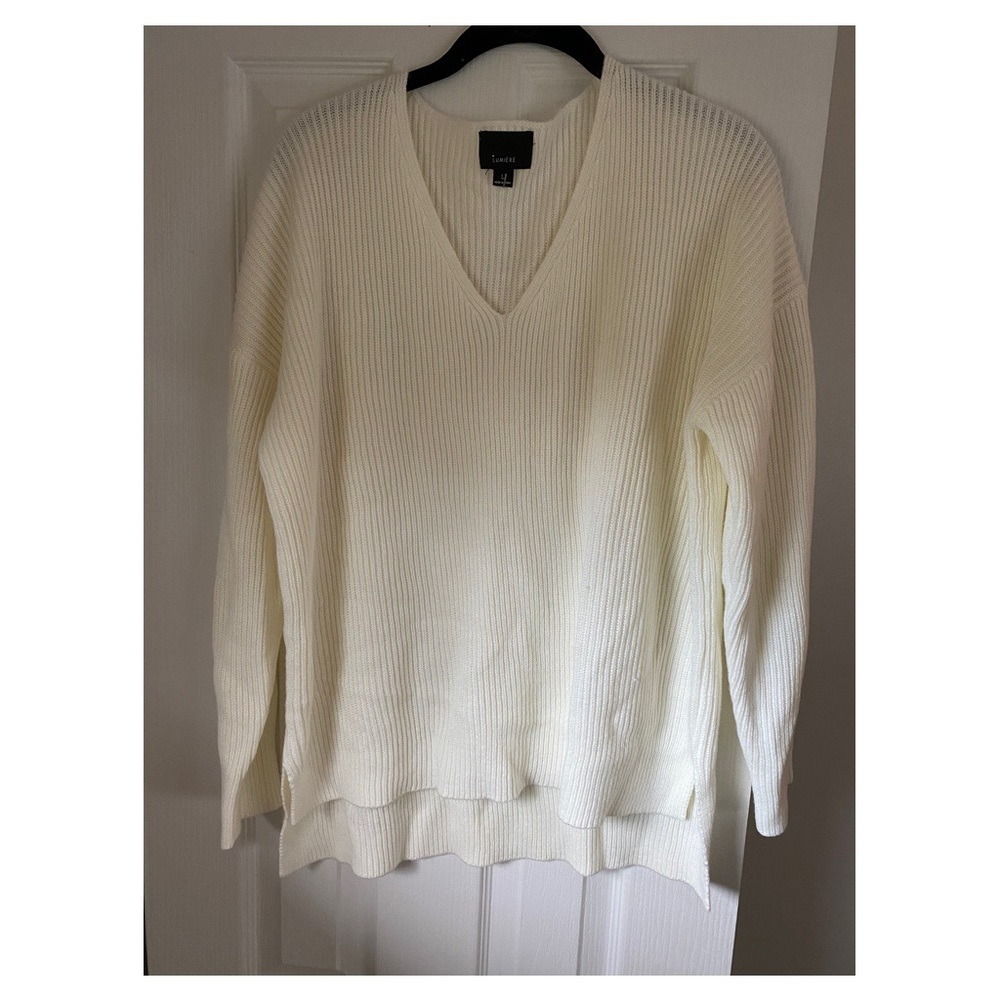 White v neck sweater